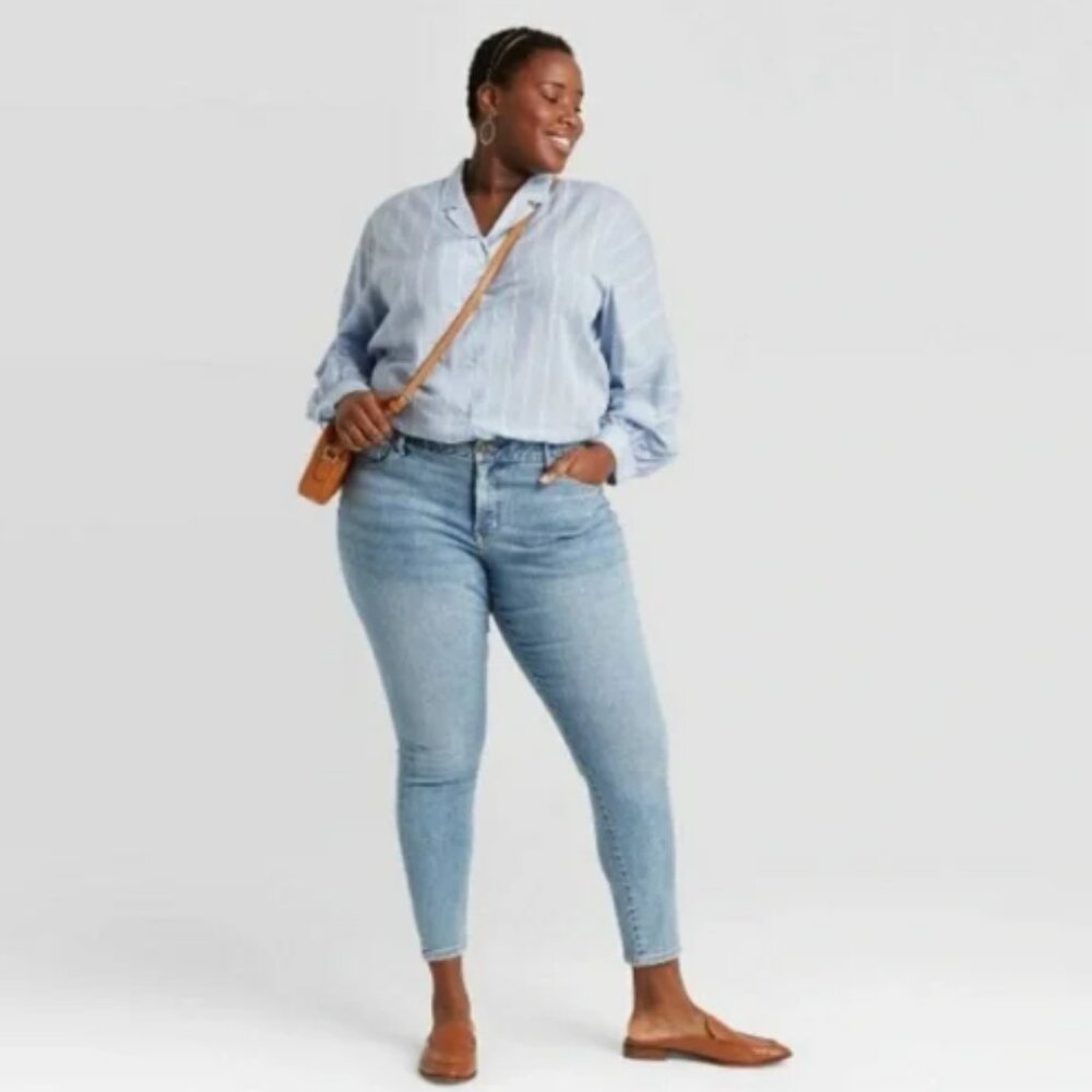 Ava & Viv Mid-Rise Skinny Jeans Fitted Hip & Thigh